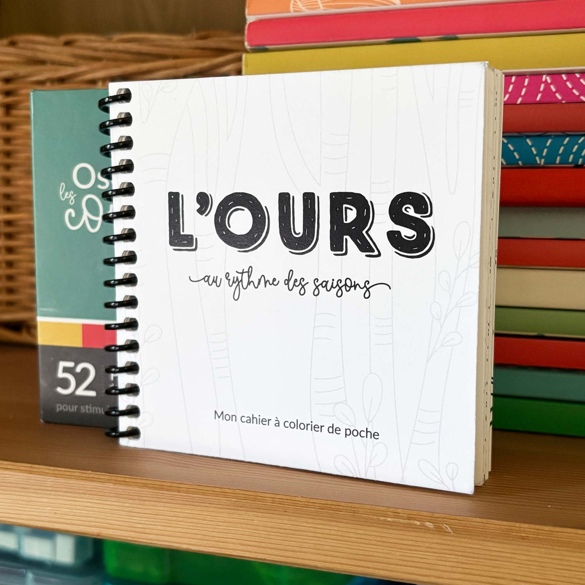 Cahier à colorier de poche OURS - 53 illustrations, 12 motifs