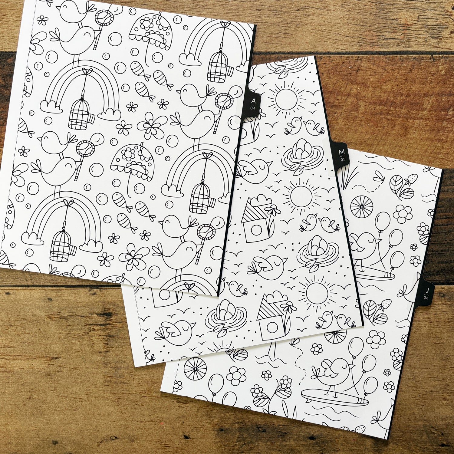 Motifs à colorier (12 mois)