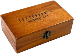 Ensemble d'étampes de l'alphabet typographique