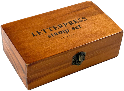 Ensemble d'étampes de l'alphabet typographique