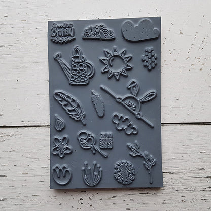 Vive le printemps! - Ensemble de 17 étampes à découper